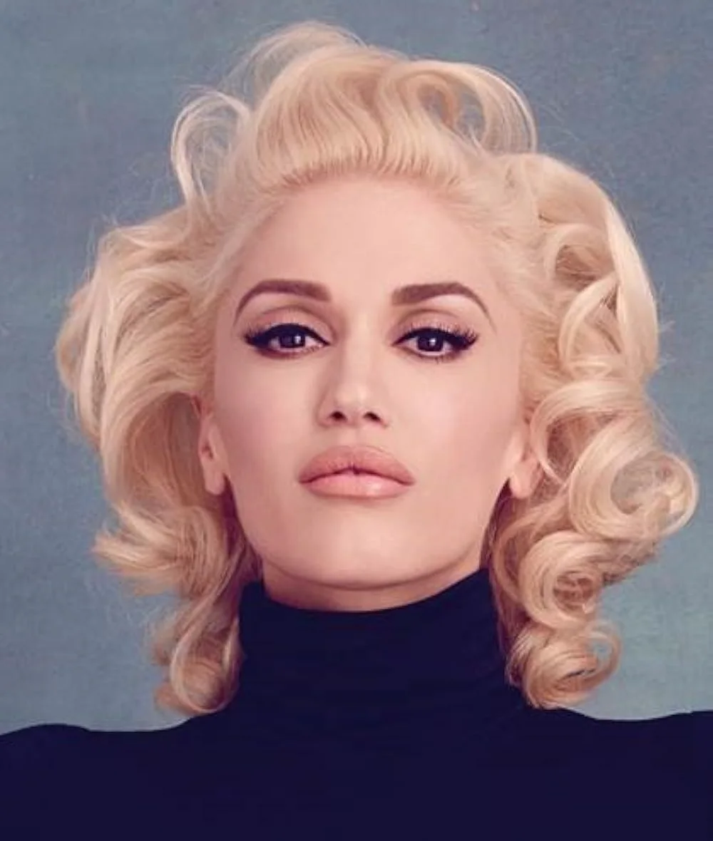 Gwen Stefani signed 4x6 index card, image 2