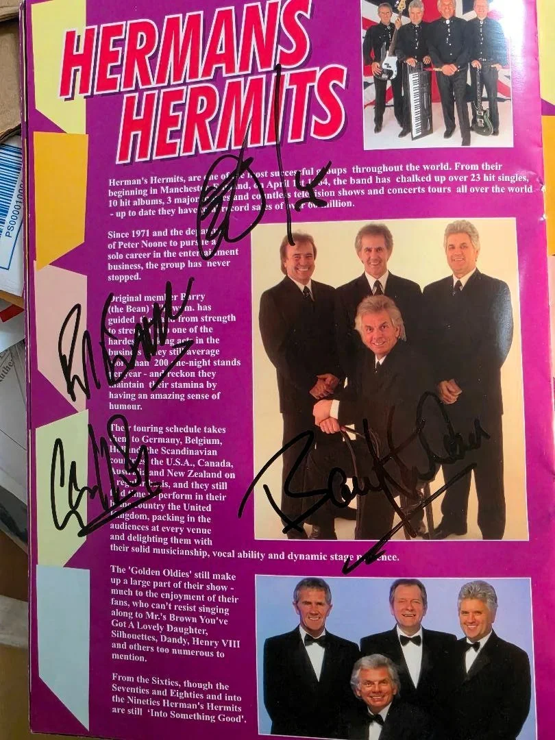 signed Tour Program by HERMAN'S HERMITS & The TROGGS with COA unique !, image 3