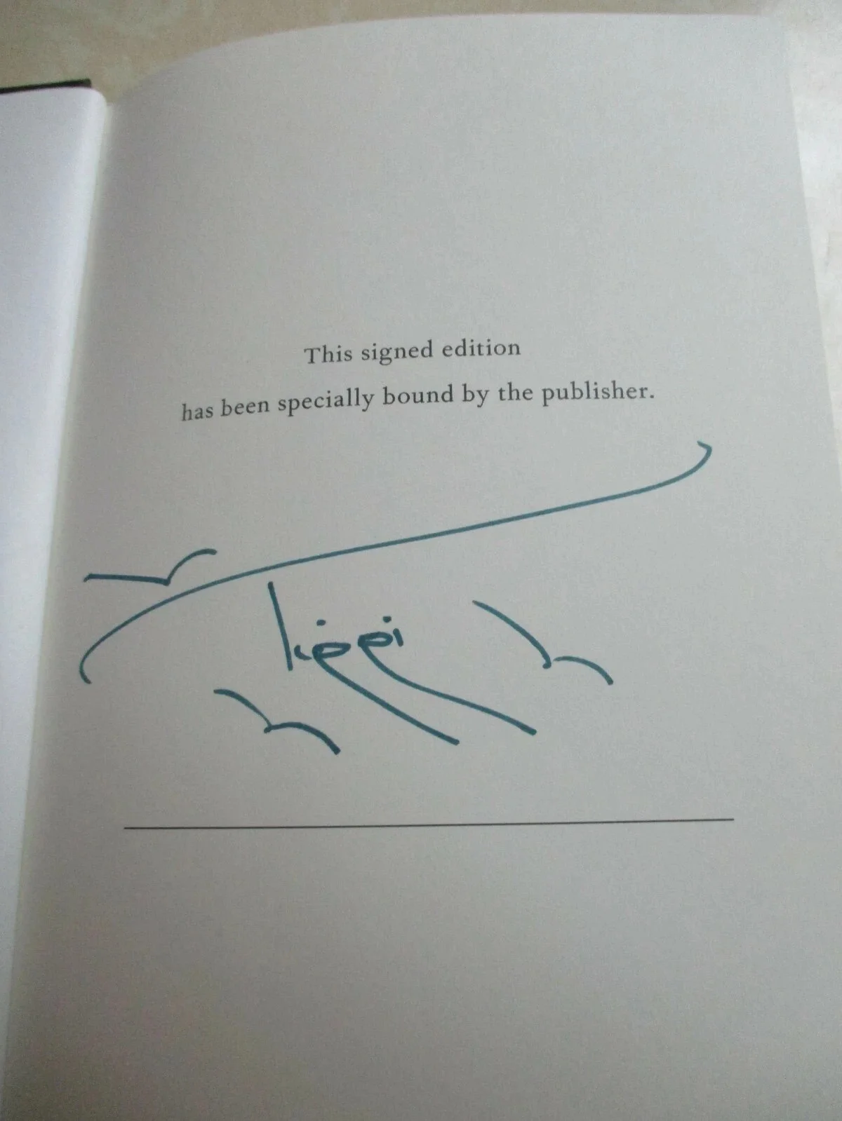 TIPPI HEDREN — TIPPI HEDREN AUTHENTIC SIGNED/AUTOGRAPHED A MEMOIR BOOK...THE BIRDS, image 2