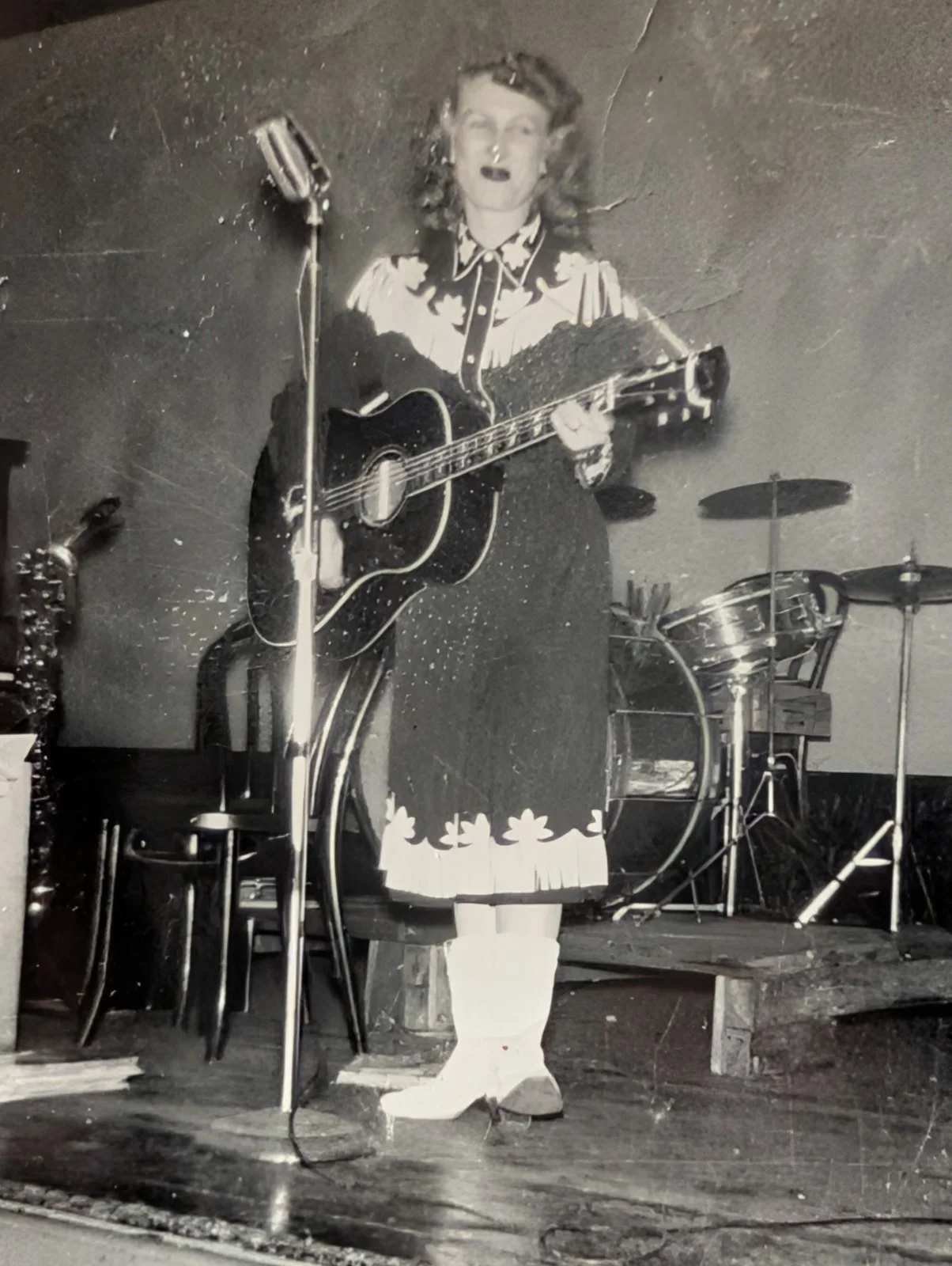 Bonnie lou Rockabilly Royalty Very Rare And Early Photos. Signed By Bonnie., изображение 2