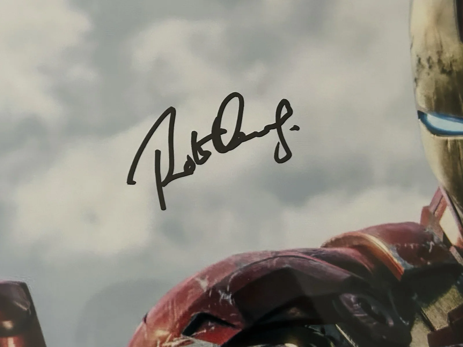 Robert Downey Jr. Signed Iron Man Autographed Framed 23x27 SWAU, image 2