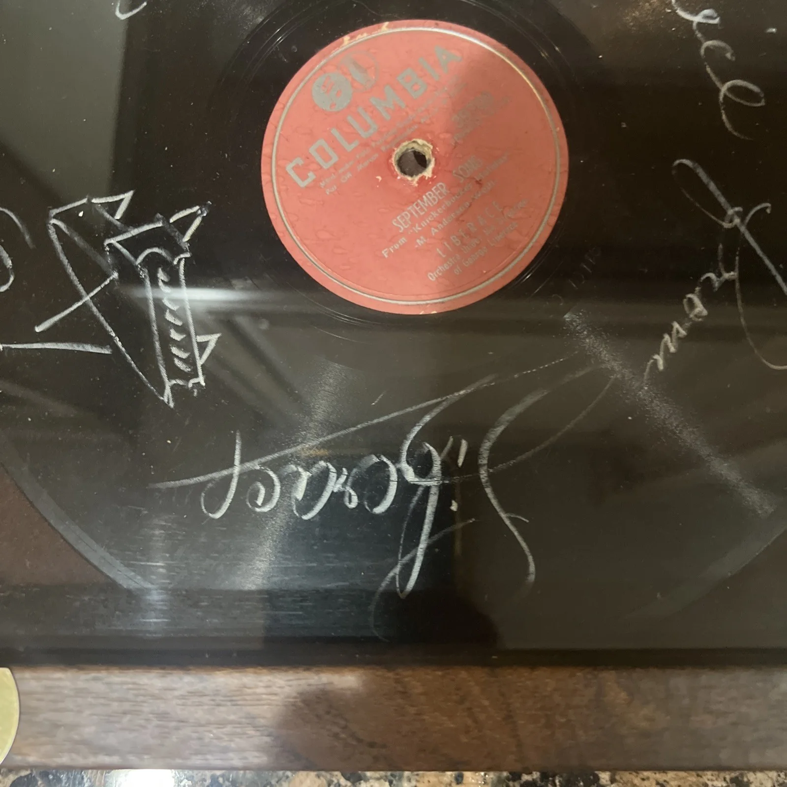 Liberace Signed Autographed 10” Record “I Want My Mama / September Song” 1952, image 3