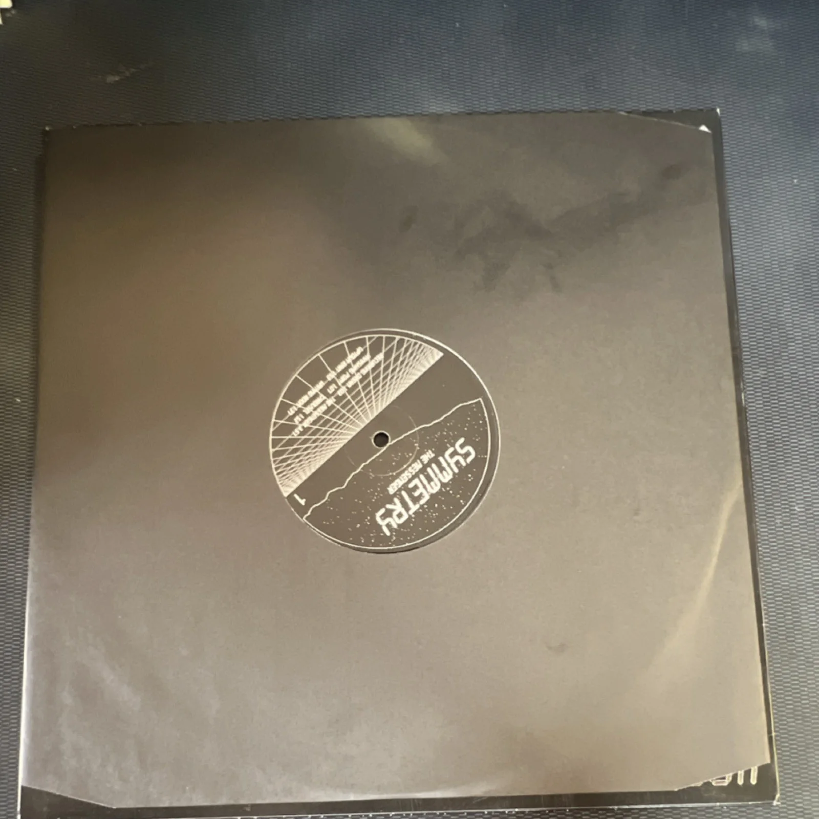 Symmetry The Messenger Signed Clear Vinyl Record Johnny Jewel Nat Walker, изображение 3