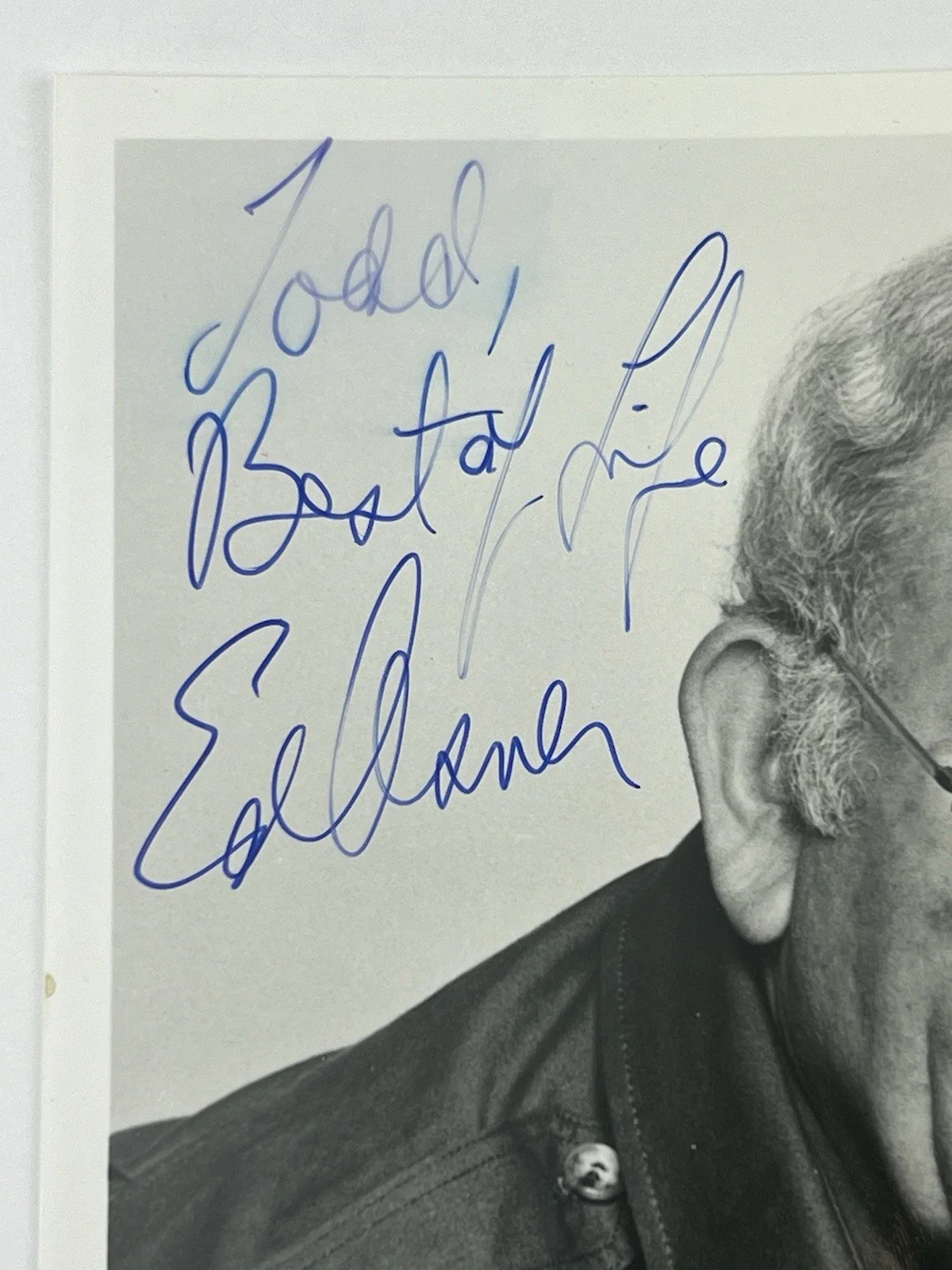 Ed Asner — Ed Asner Signed Autographed 8x10 Photo Personalized - Mary Tyler Moore Show UP, изображение 2