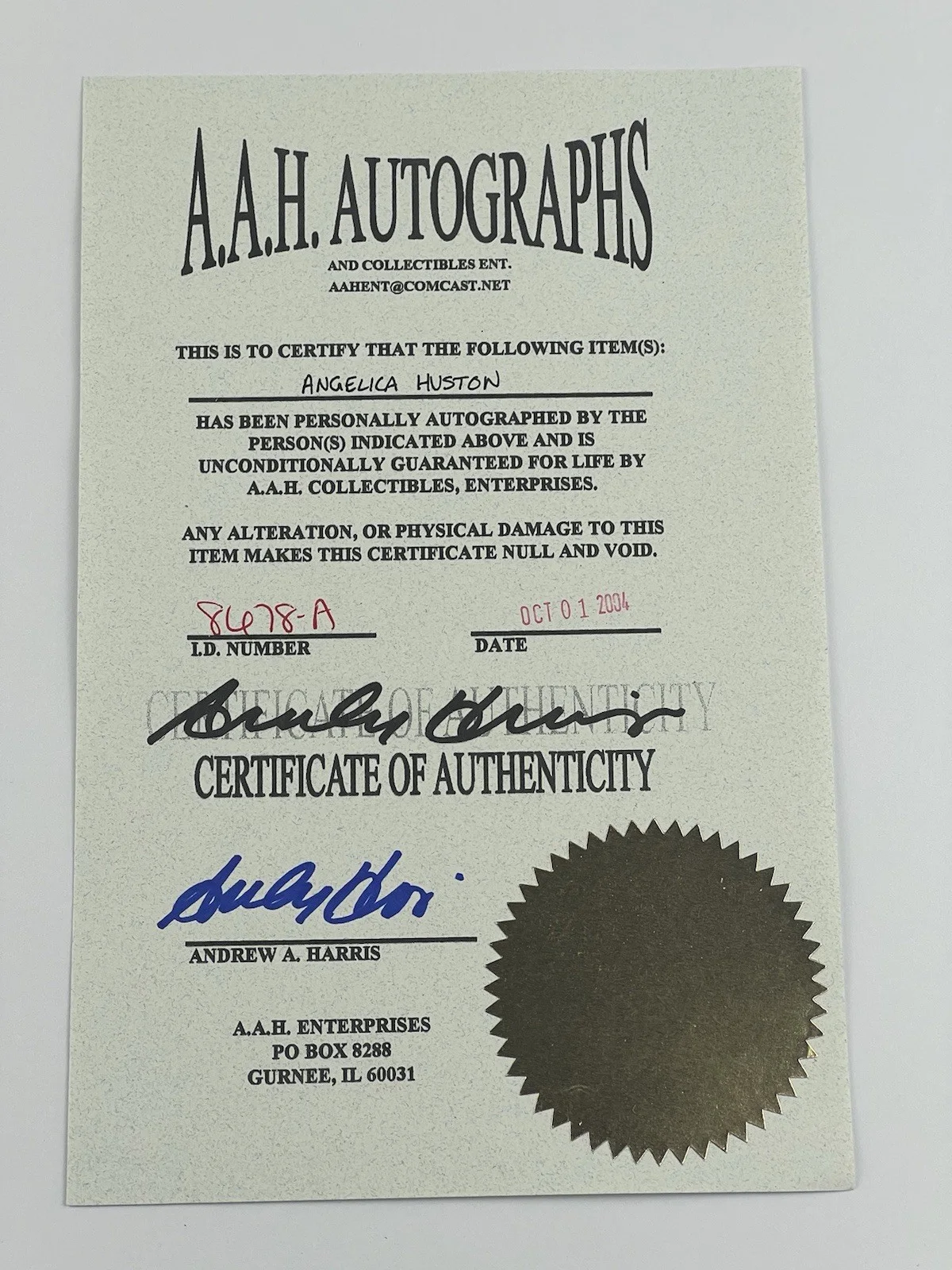 Anjelica Huston — Anjelica Huston Signed Autographed 8x10 Photo + COA The Addams Family, изображение 3