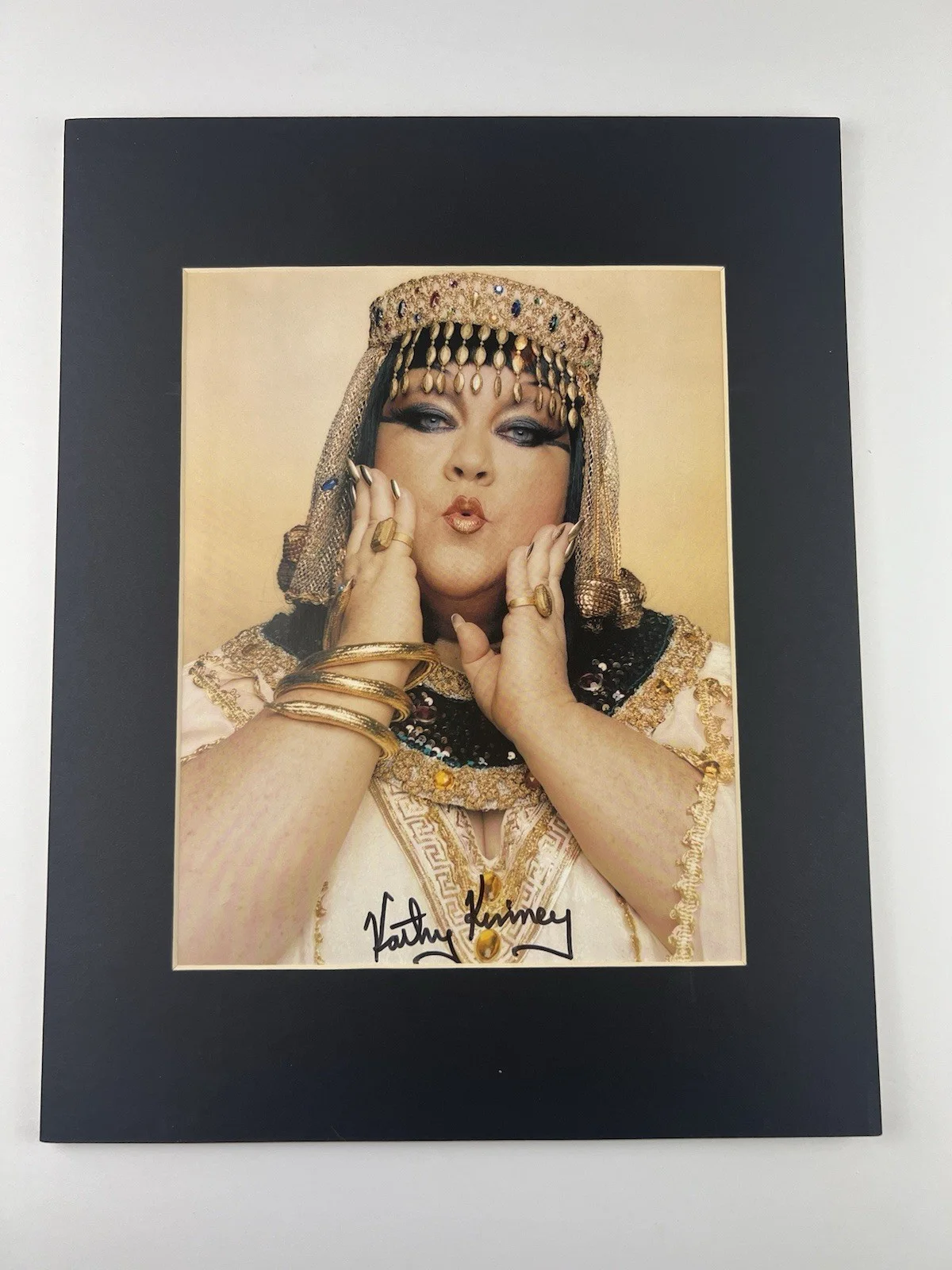 Kathy Kinney — Kathy Kinney Signed Autographed 8x10 Photo + COA Drew Carey Show Actress