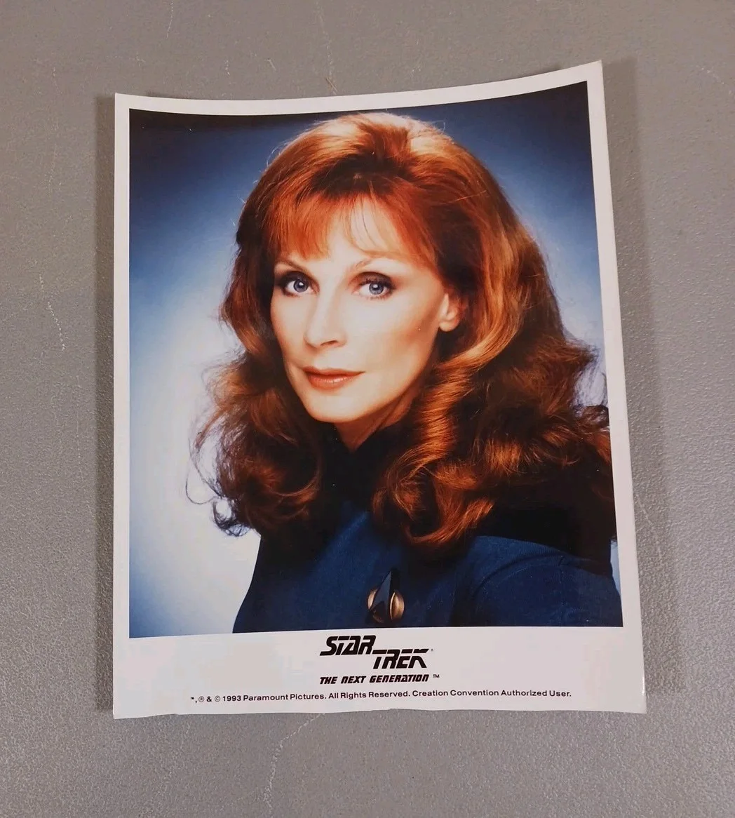 Garett Wang — STAR TREK VOYAGER Garrett Wang / Harry Kim Autographed Color 8x10 Photo + Bonus, изображение 4