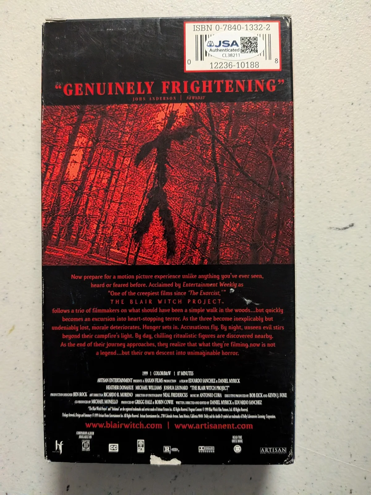 DONAHUE LEONARD WILLIAMS 3x Signed The Blair Witch Project VHS TAPE JSA COA 211, изображение 2