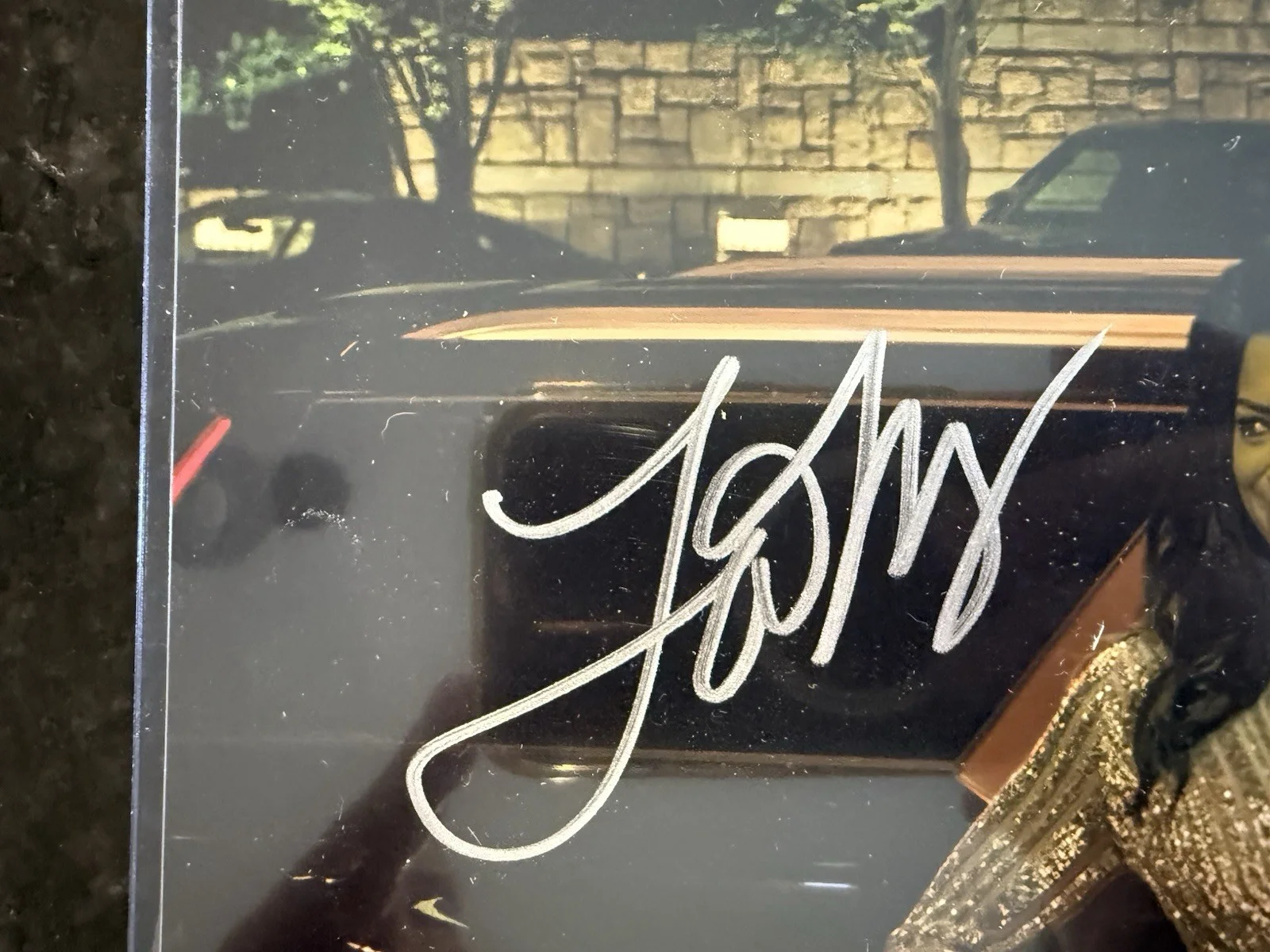 Autographed 8x10 Tatiana Maslany “She Hulk” Photo W/COA, изображение 2