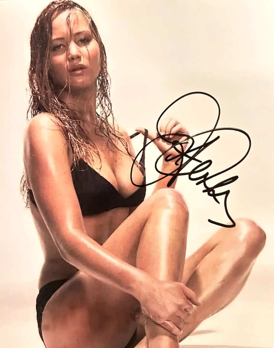 Jennifer Lawrence — Jennifer Lawrence Signed: SEXY PHOTO!! 8x10" Authentic Autograph w/COA, изображение 3