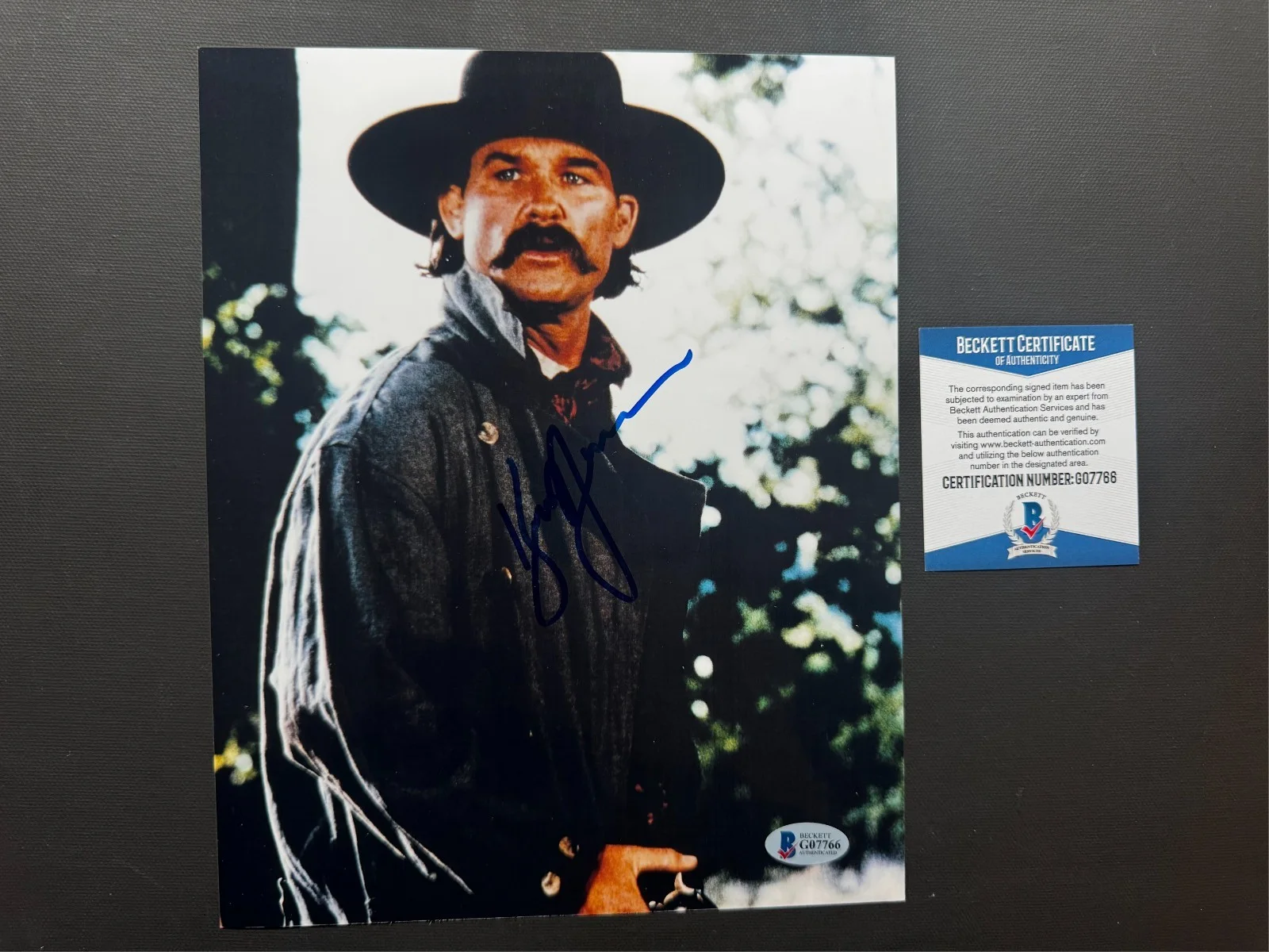 Kurt Russell — Kurt Russell Rare! autographed signed classic Tombstone 8x10 photo Beckett BAS