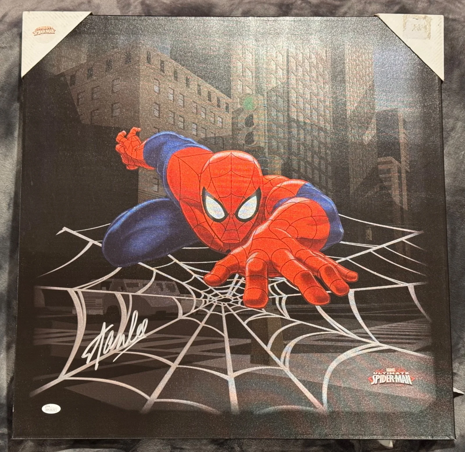 Stan Lee — Signed Stan Lee MARVEL Canvas Spider-Man Autographed 24x24 Framed HUGE Auto JSA, image 3