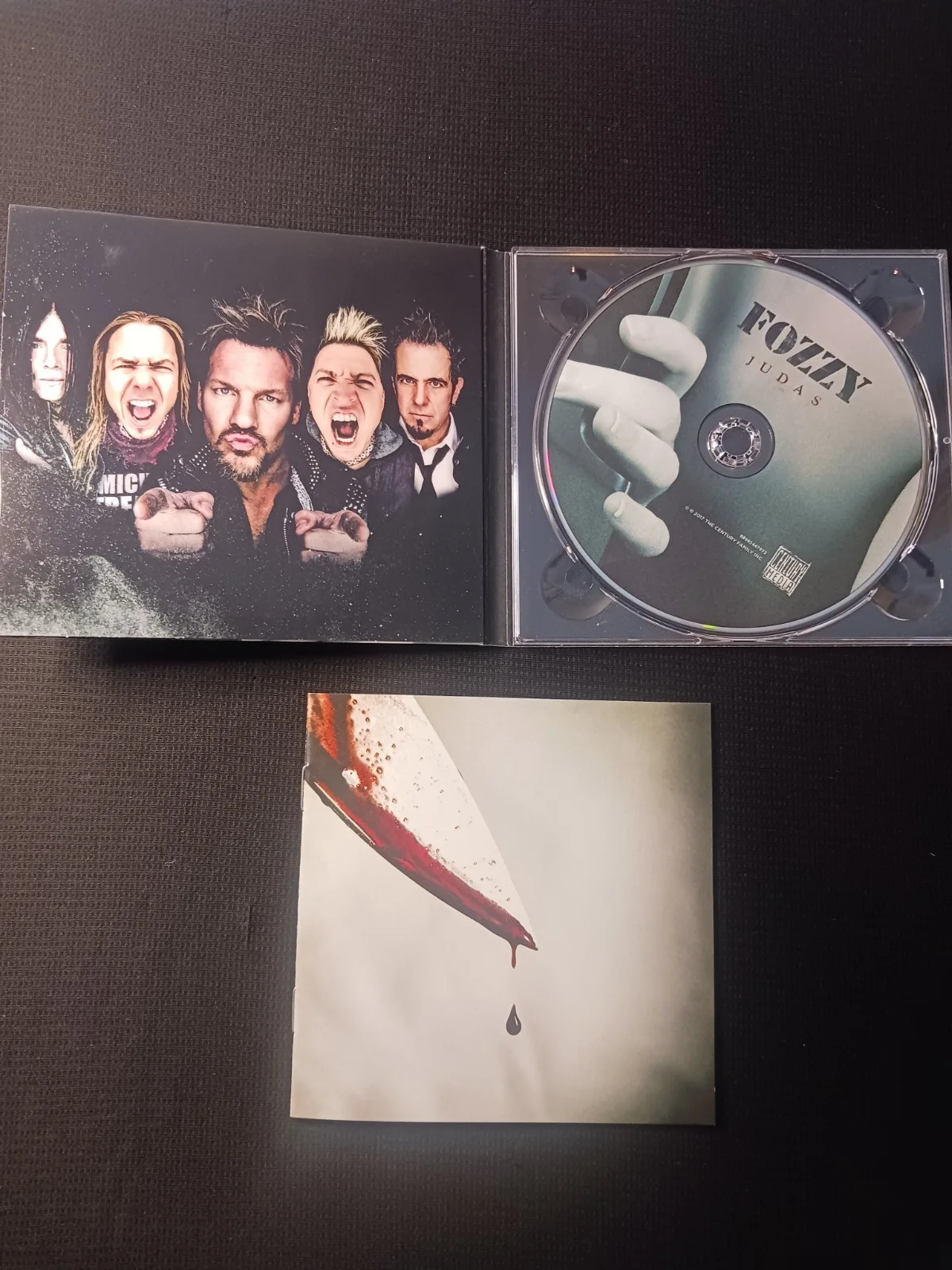 Fozzy 'Judas' Signed CD (2017) Autographed by entire band., image 2