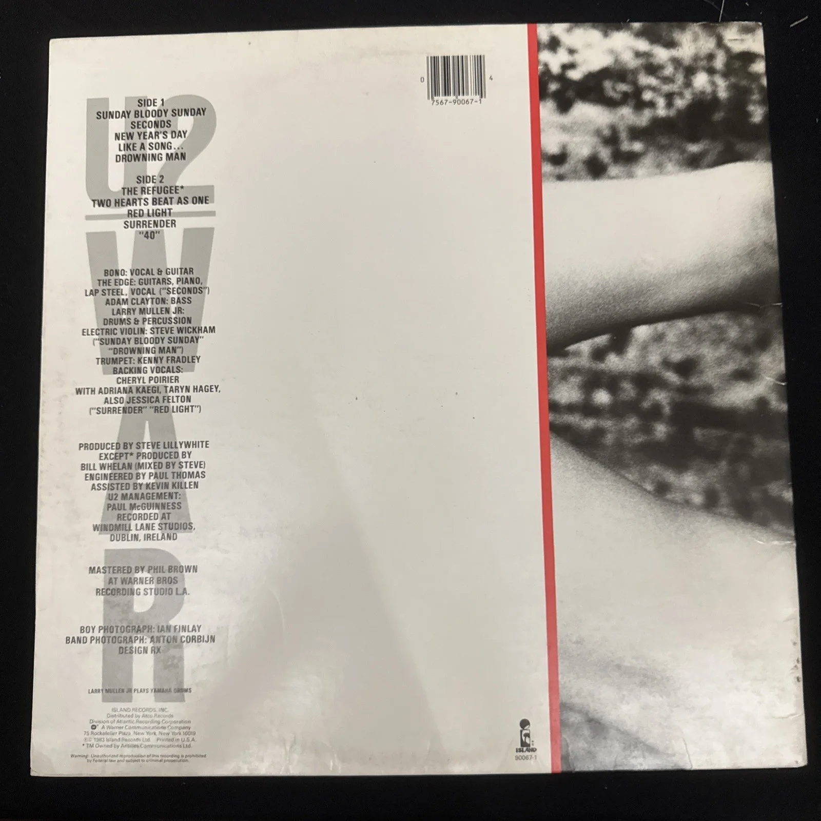 U2 Bono Authentic Signed Autographed War Vinyl Cover Beckett COA Rare, изображение 4