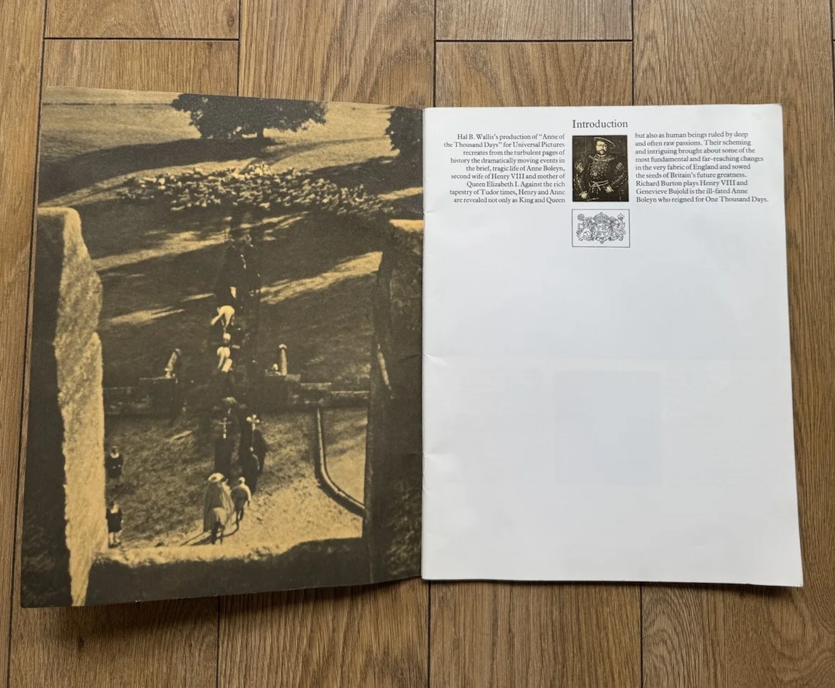 Anne of the Thousand Days (1969) Original Souvenir Film Program - Richard Burton, изображение 2