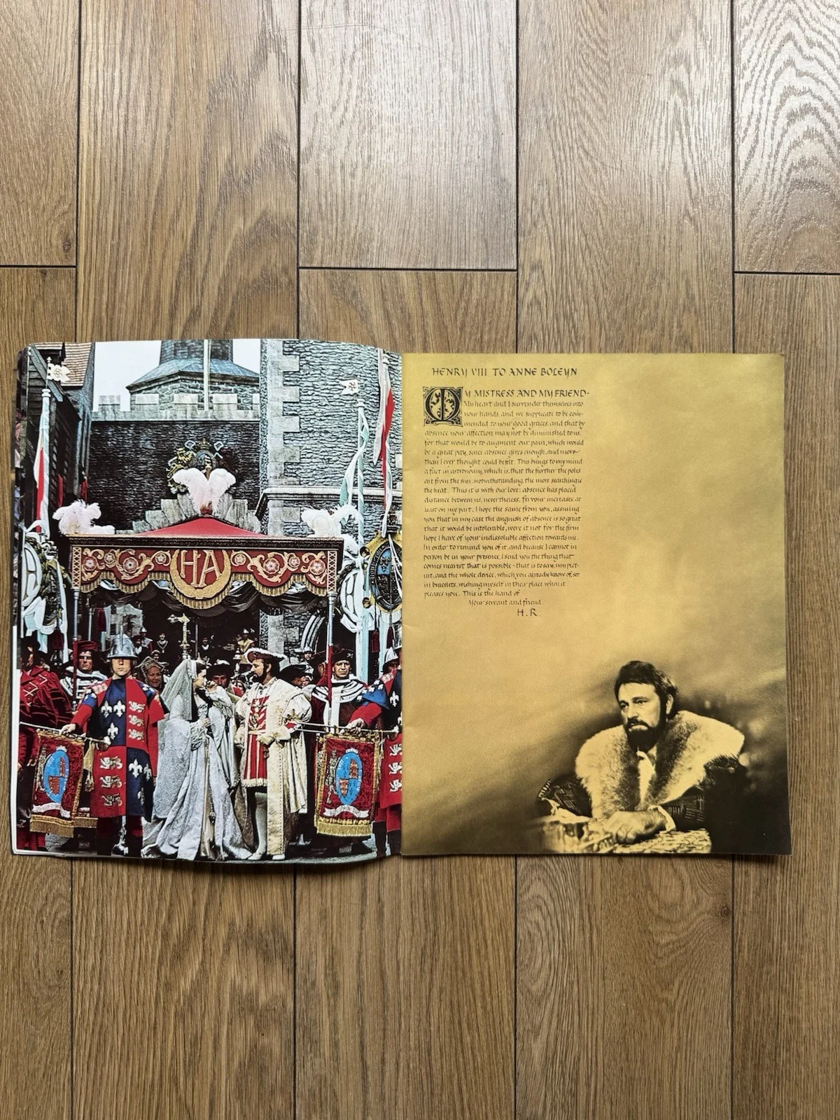 Anne of the Thousand Days (1969) Original Souvenir Film Program - Richard Burton, изображение 5