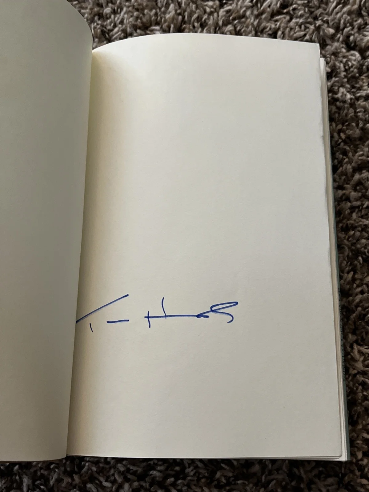 Tom Hanks — Tom Hanks *SIGNED* Uncommon Type Book - Hollywood Icon, image 3