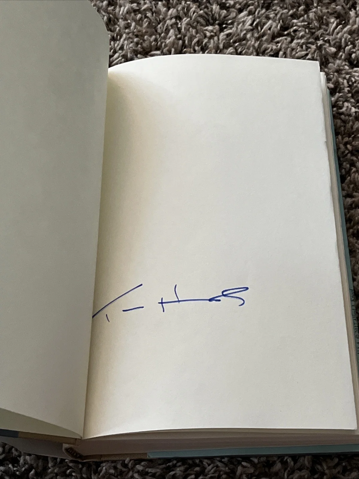 Tom Hanks — Tom Hanks *SIGNED* Uncommon Type Book - Hollywood Icon, image 5