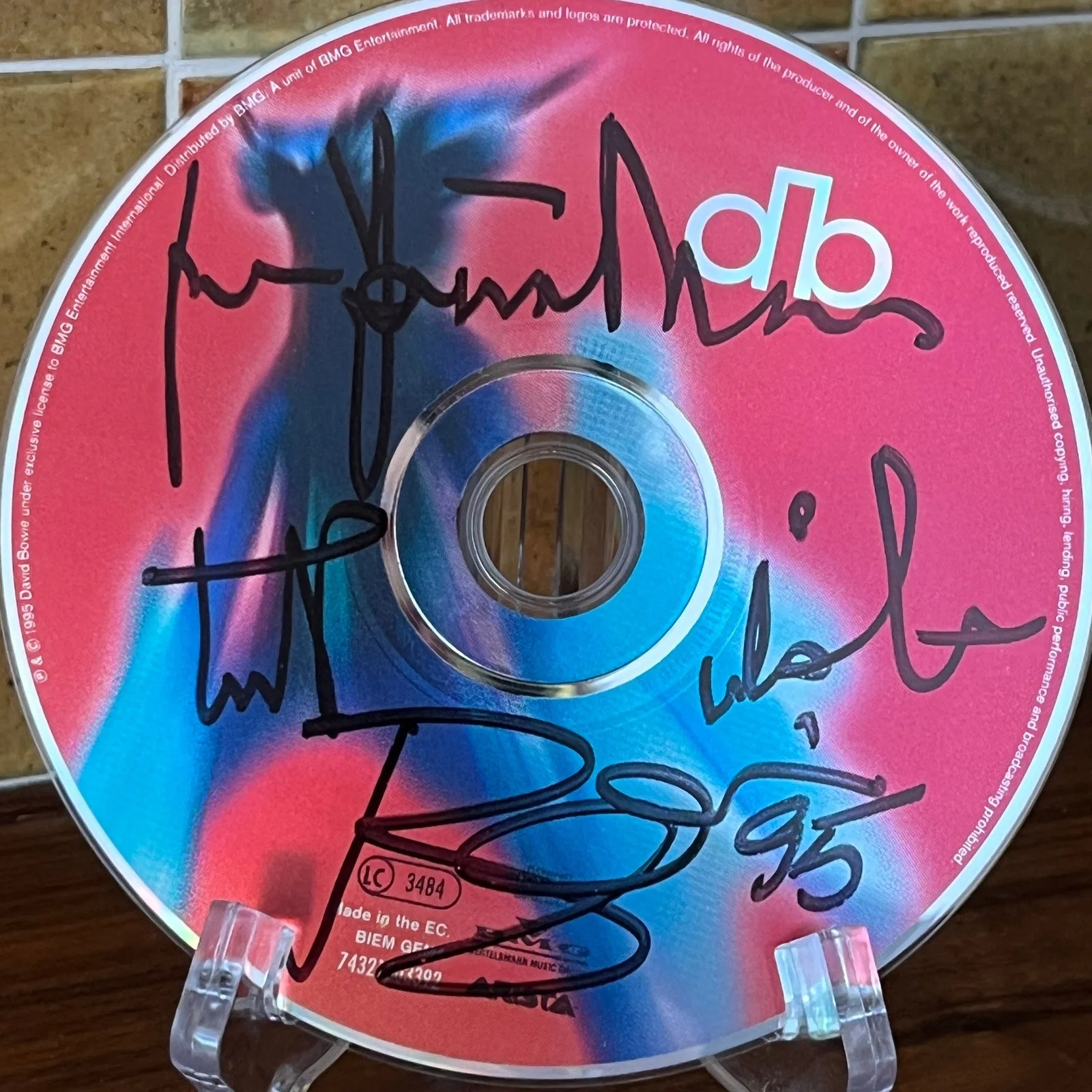 David Bowie 1. Outside CD 1995 BMG Signed On CD with Letter Of Authentication, image 4