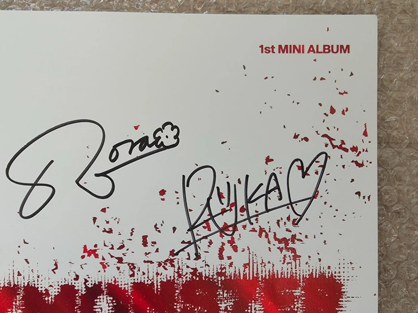YG Promo Sticker BabyMonster 1st Mini Photobook Album Autographed Hand Signed, изображение 5