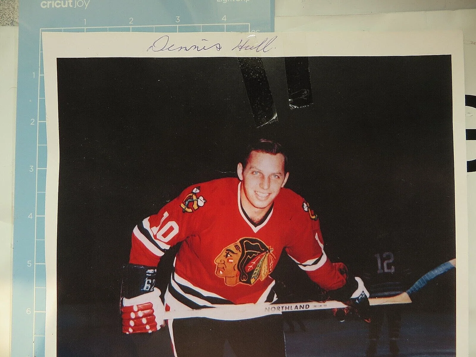 Chicago Black Hawks Dennis Hull Signed 8 by 10 Photo NHL HOCKEY AUTOGRAPH 2004, image 4