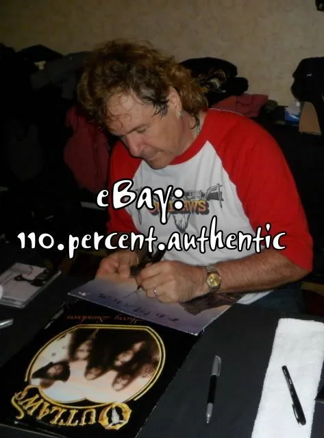 THE OUTLAWS x2 HENRY PAUL MONTE YOHO SIGNED SOLDIERS OF FORTUNE *PROOF*, изображение 2
