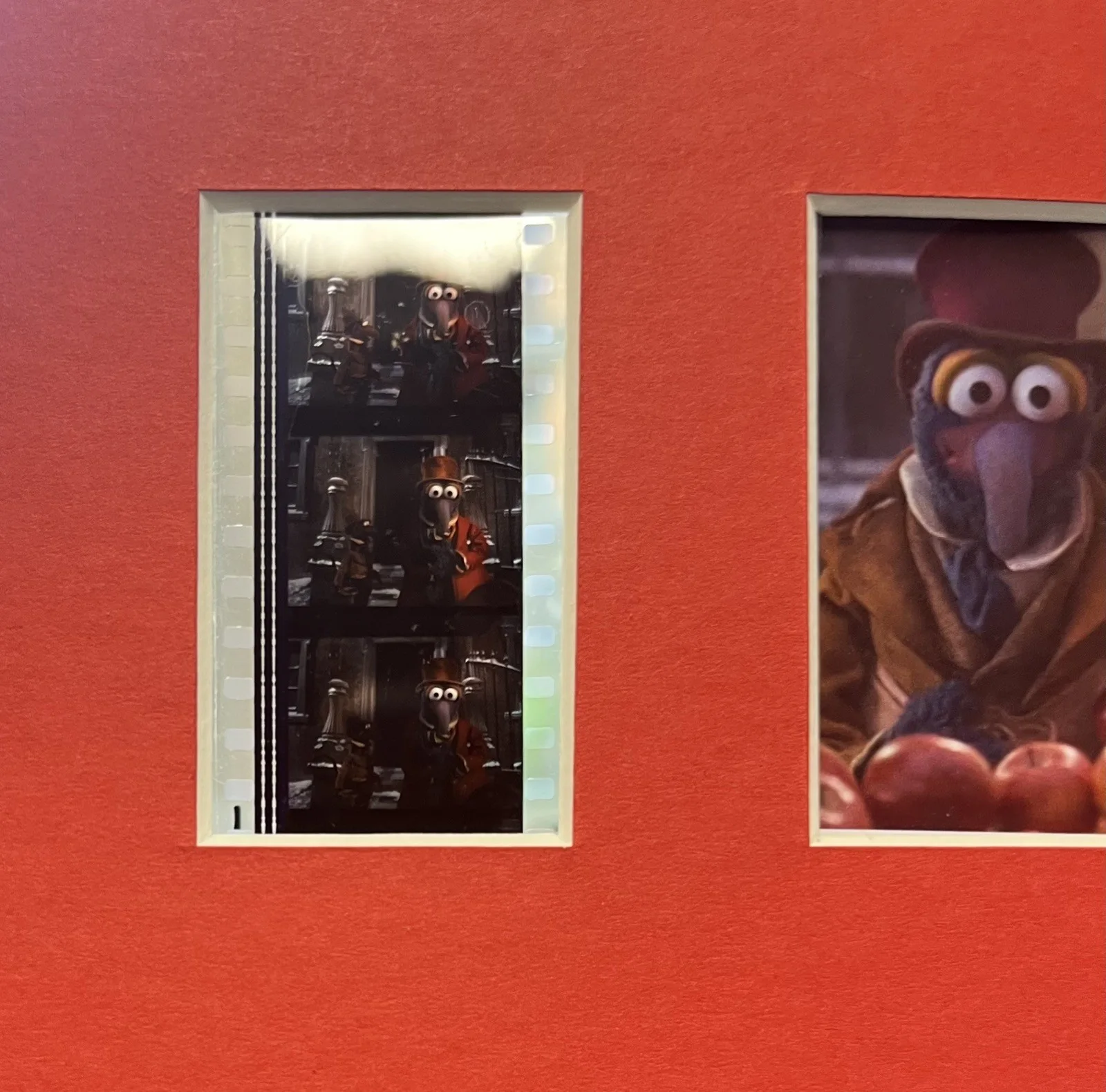 THE MUPPET CHRISTMAS CAROL. 35mm Film Cell Mounted Display, image 3