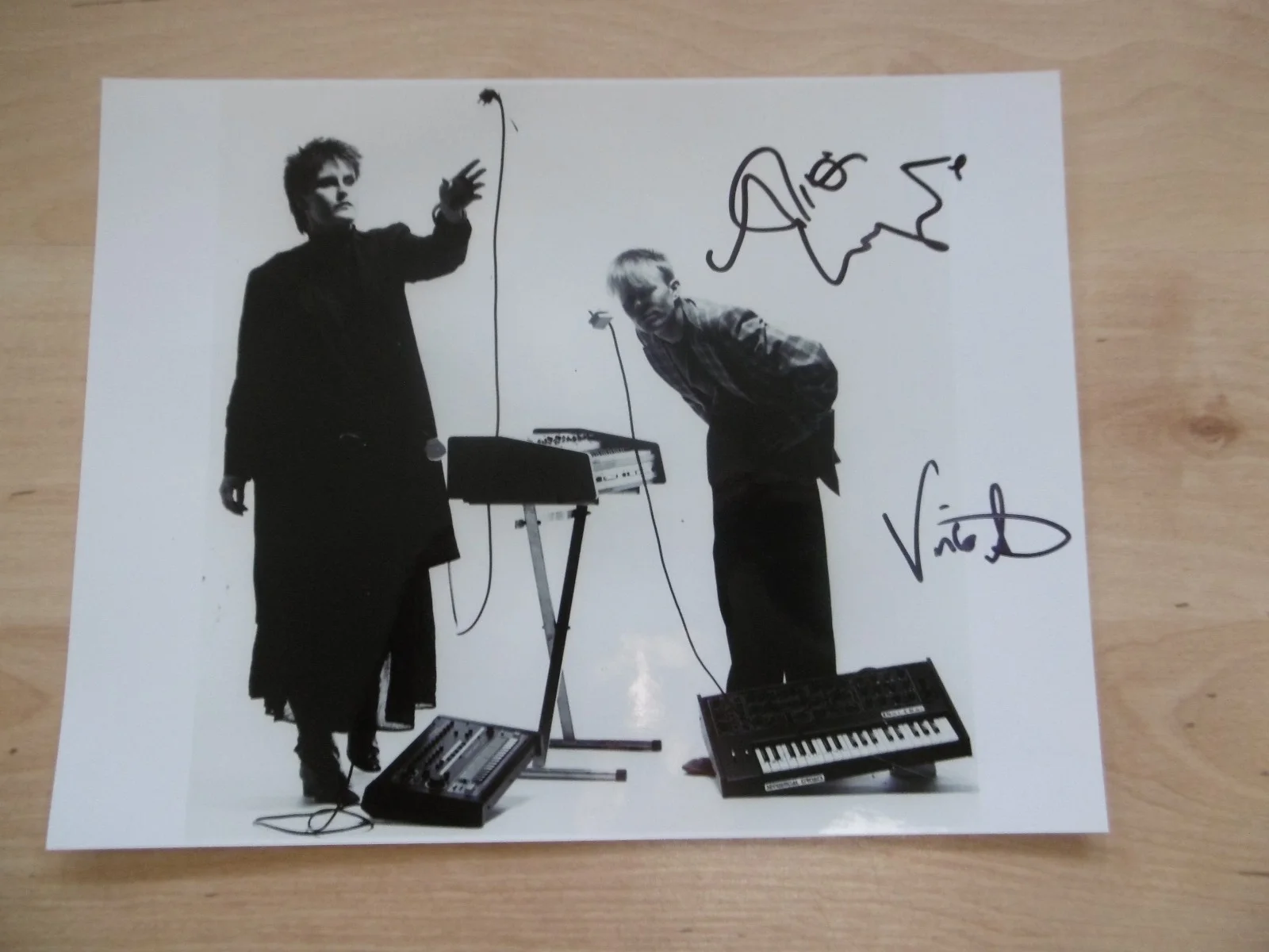 Yazoo Band Alison Moyet & Vince Clarke signed 8x11 inch photo autographs ACOA, изображение 2
