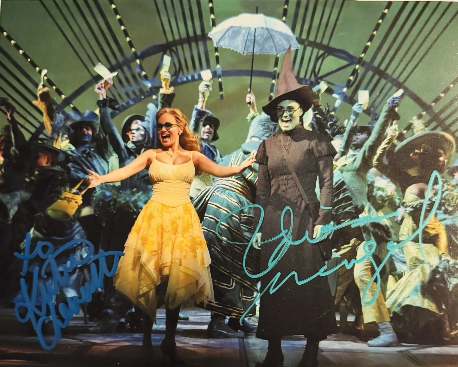 Idina Menzel and Kristin Chenoweth — Wicked , Idina Menzel & Kristin Chenowith , Autographed Signed , Photo 8x10 New