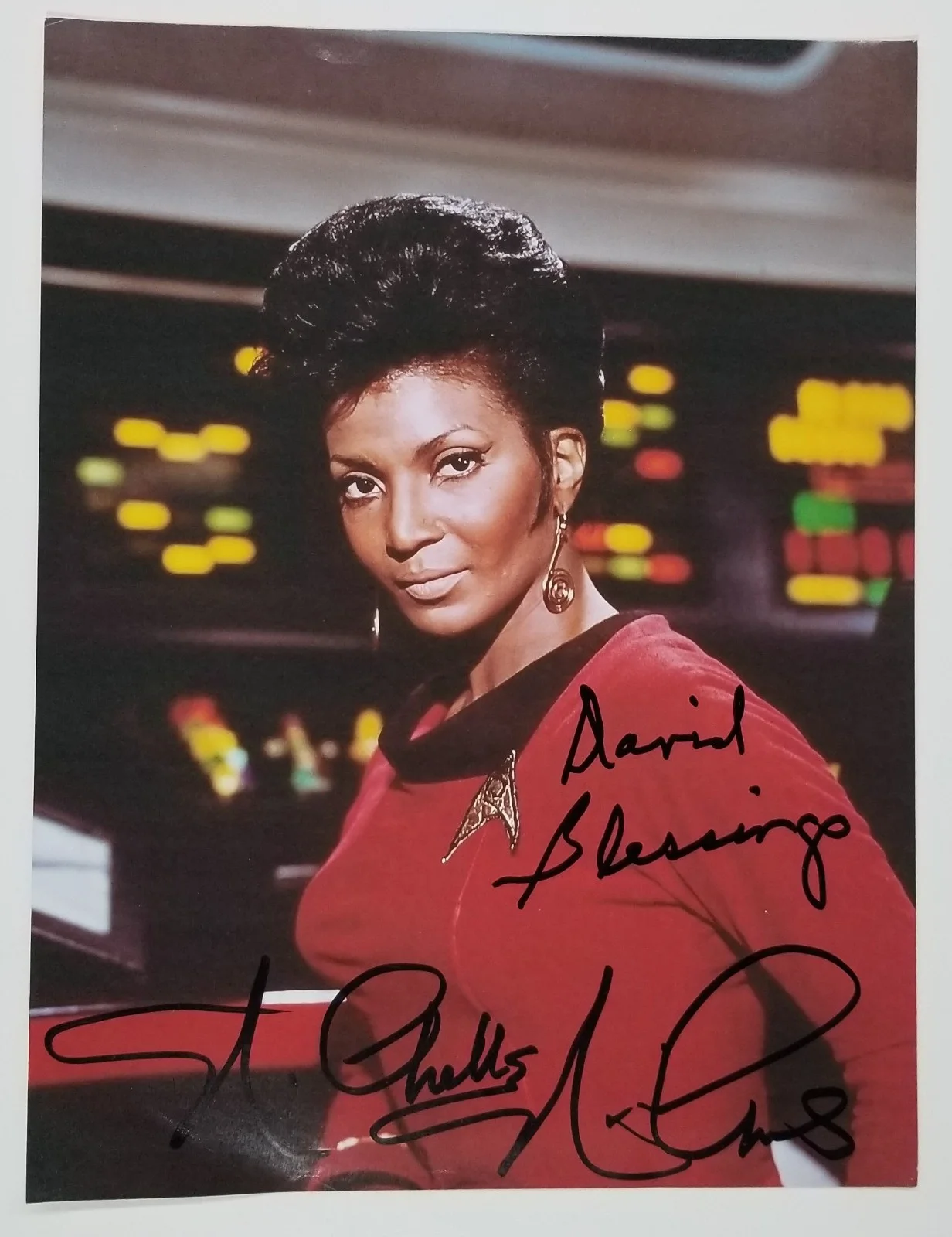 Nichelle Nicols — Nichelle Nichols SIGNED Lieutenant Nyota Uhura Star Trek Photo JSA COA Autograph