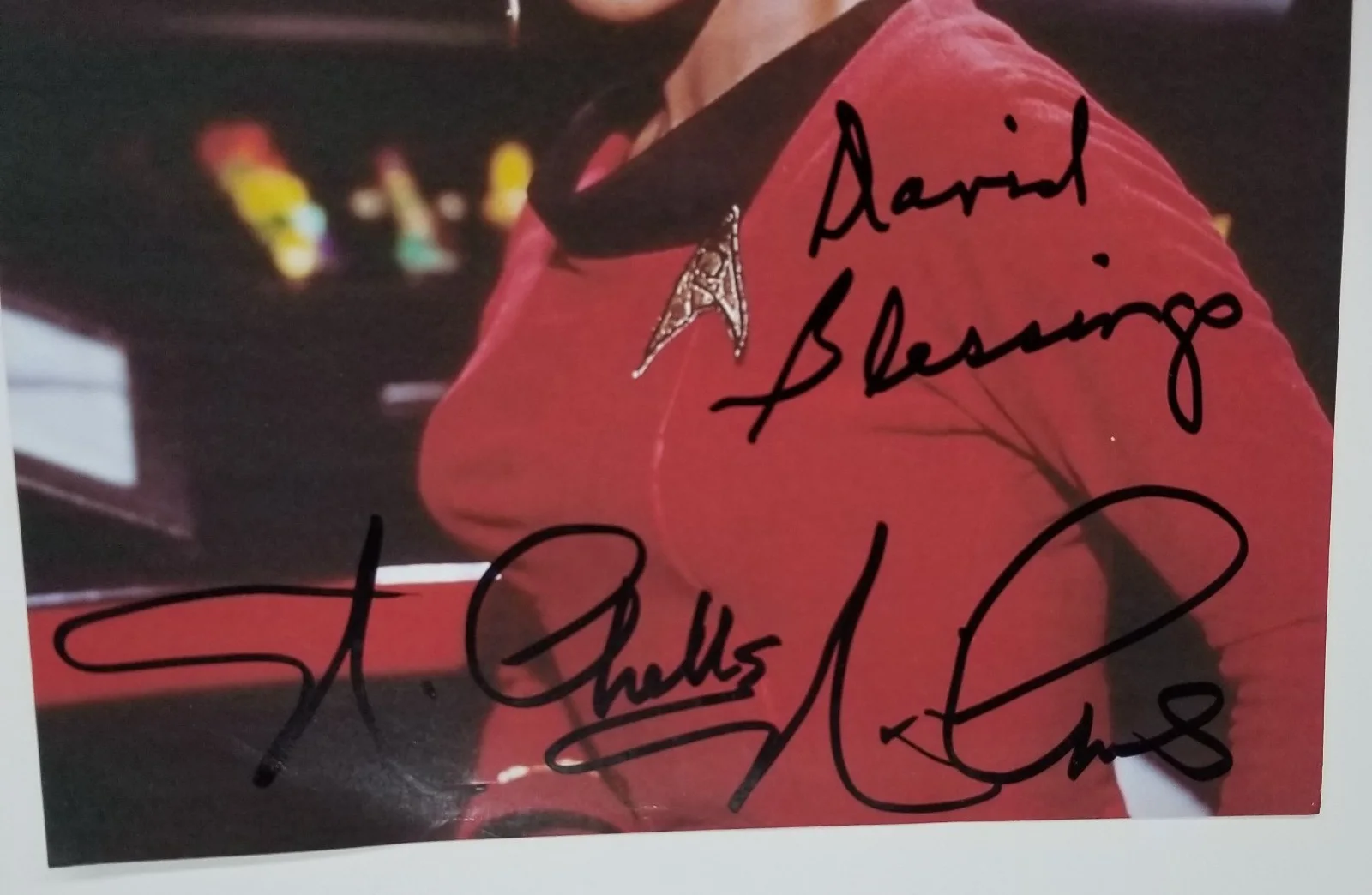 Nichelle Nicols — Nichelle Nichols SIGNED Lieutenant Nyota Uhura Star Trek Photo JSA COA Autograph, изображение 2