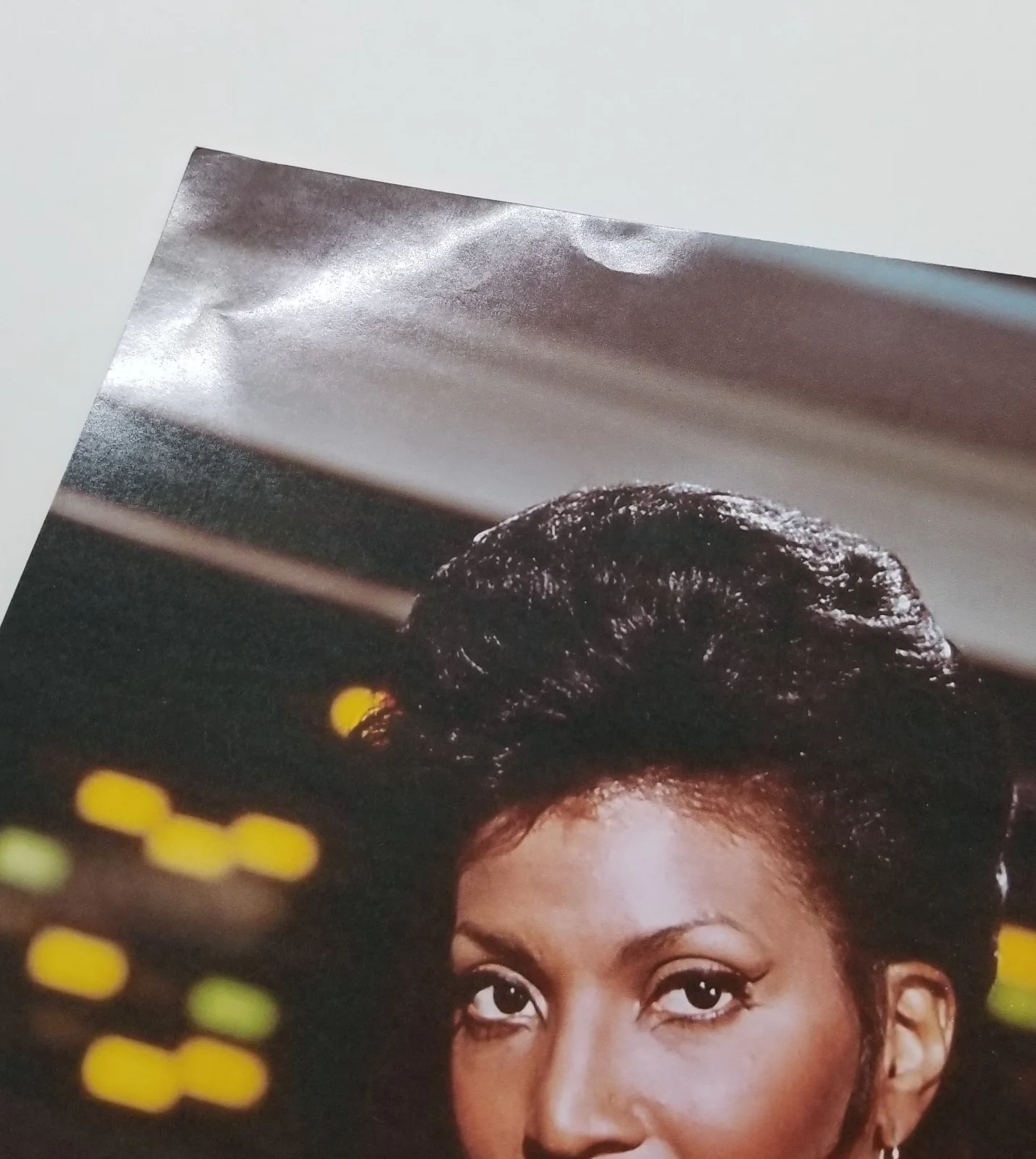 Nichelle Nicols — Nichelle Nichols SIGNED Lieutenant Nyota Uhura Star Trek Photo JSA COA Autograph, изображение 3
