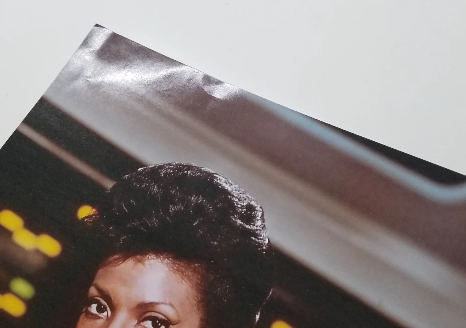 Nichelle Nicols — Nichelle Nichols SIGNED Lieutenant Nyota Uhura Star Trek Photo JSA COA Autograph, изображение 4