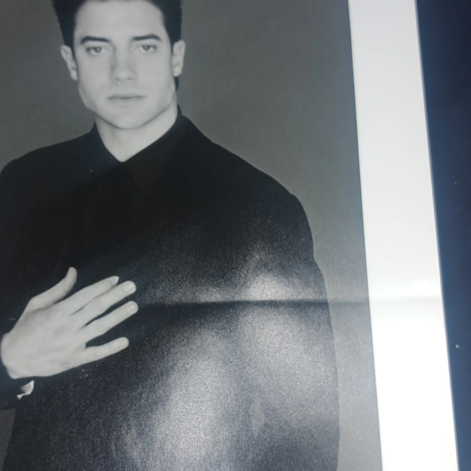 Brendan Fraser — Brendan Fraser Signed 8x10 B&W Photo Black & White - Actor, изображение 5