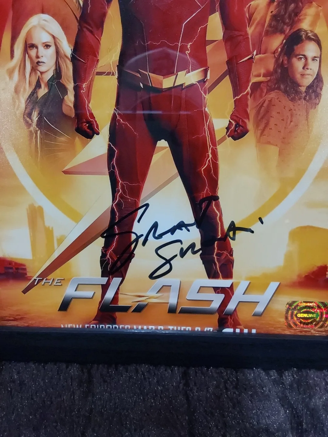 Grant Gustin — Grant Gustin Framed The Flash Signed Autographed 8x10 Picture w/ COA 17257 Cool, изображение 2