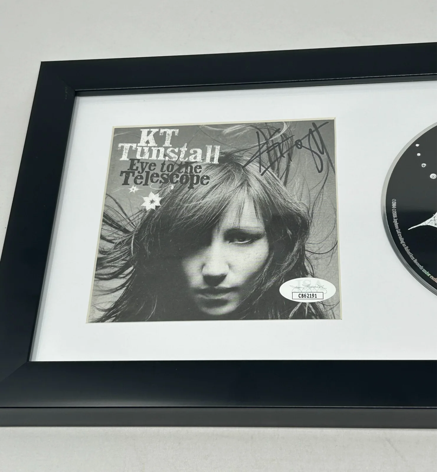 KT Tunstall signed Eye To The Telescope Framed CD Cover JSA COA, image 2