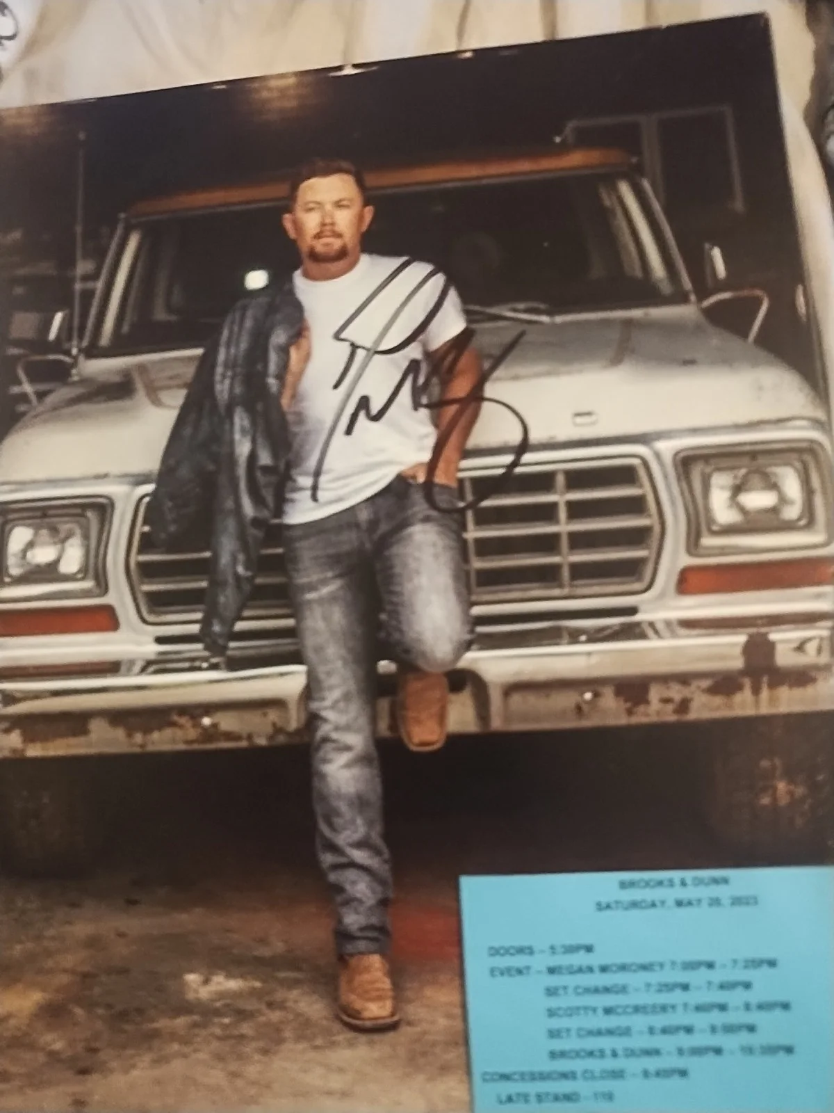 Scotty McCreery Autographed 8x10 Photo 100% Authentic, image 3