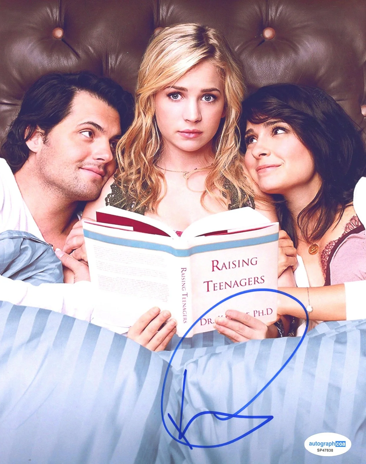 Kristoffer Polaha — Kristoffer Polaha "Life Unexpected" AUTOGRAPH Signed 'Nate' 8x10 Photo ACOA