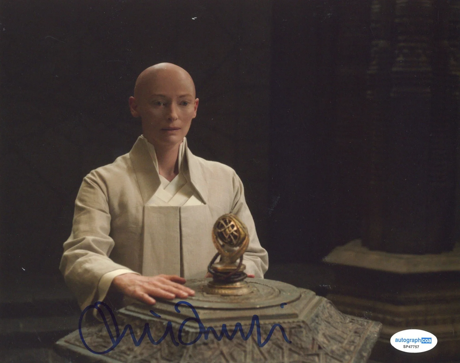 Tilda Swinton — Tilda Swinton "Doctor Strange" AUTOGRAPH Signed 'Ancient One' 8x10 Photo ACOA