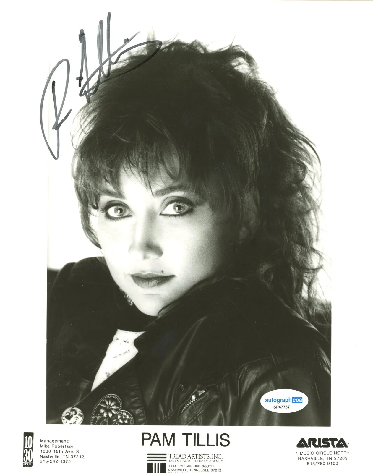 Pam Tillis — Pam Tillis "Maybe It Was Memphis" Singer AUTOGRAPH Signed 8x10 Photo ACOA