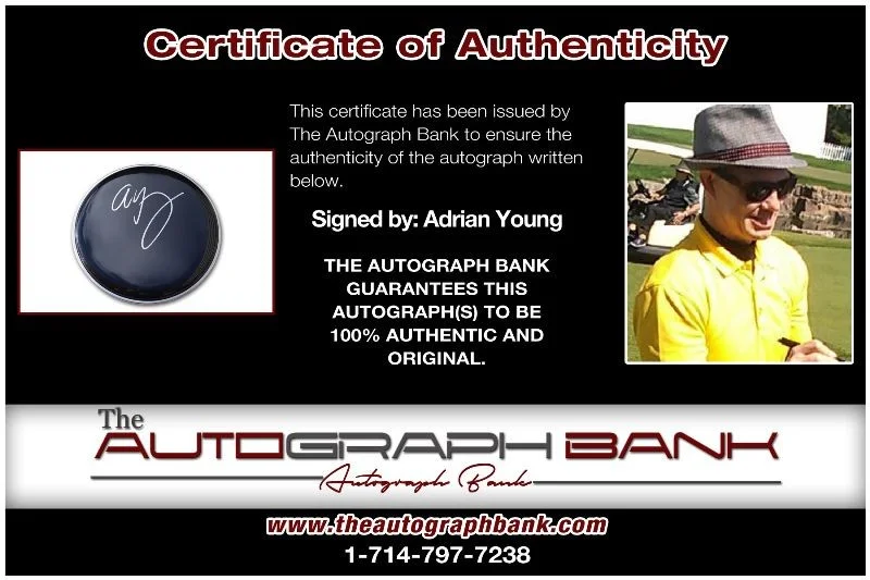 Adrian Young — Adrian Young No Doubt authentic signed Drumhead W/Certificate Autographed (b1DH), image 2