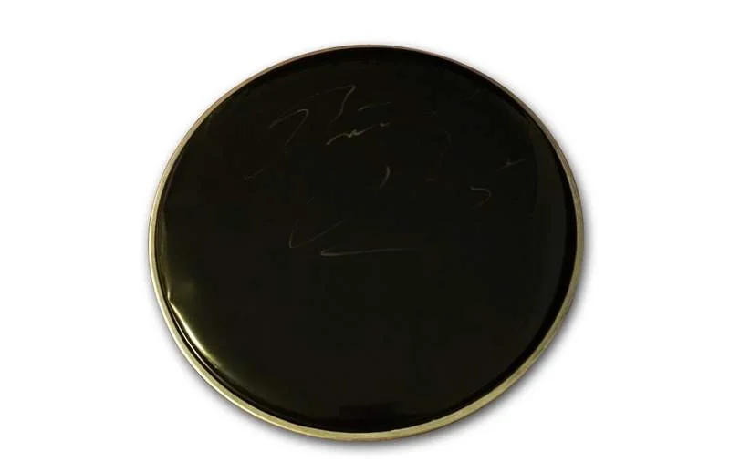 Allman Brothers — The Allman Brothers Band Butch Trucks authentic signed drumhead |CERT A0057