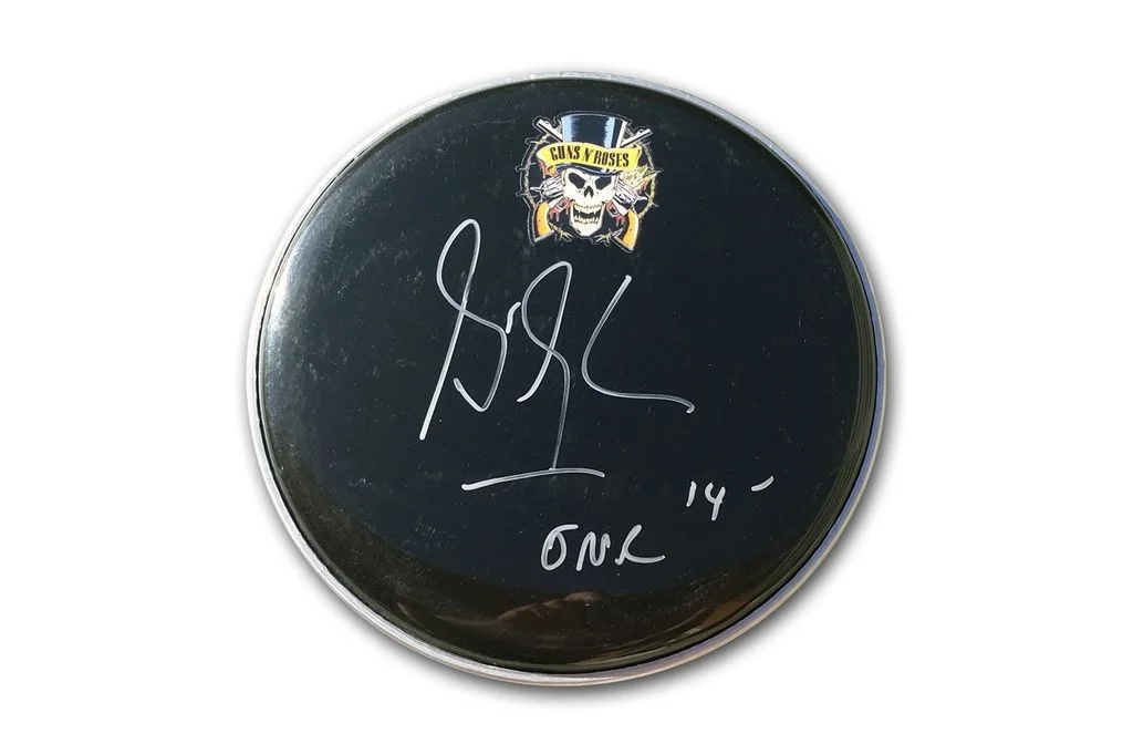 Gilby Clarke — Gilby Clarke Guns N Roses authentic signed Drumhead W/Cert Autographed 210DHb