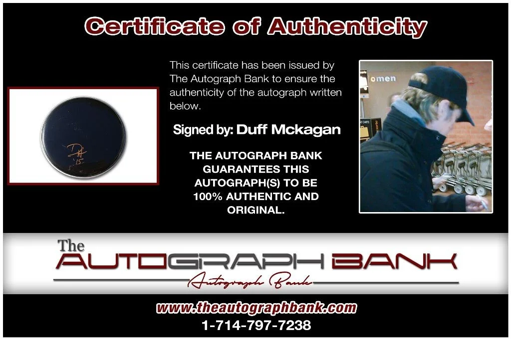 Duff Mckagan — Duff Mckagan Guns N Roses authentic signed Drumhead W/Cert Autographed DH210f, image 2