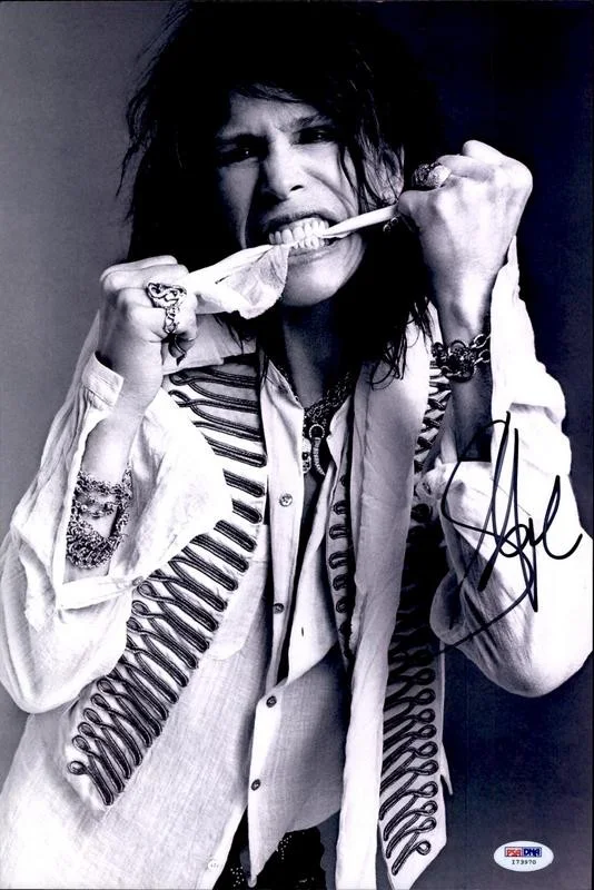 Steven Tyler — Steven Tyler Aerosmith Authentic signed 10x15 photo W/ PSA Certificate 2616P23