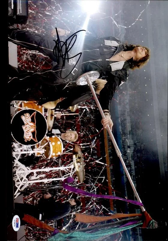 Steven Tyler — Steven Tyler Aerosmith Authentic signed 10x15 photo W/ PSA Certificate 2616P11