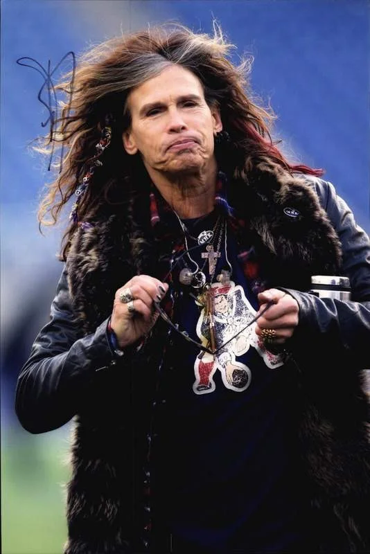 Steven Tyler — Aerosmith Steven Tyler authentic signed rock 10X15 photo |Cert Autographed A0039