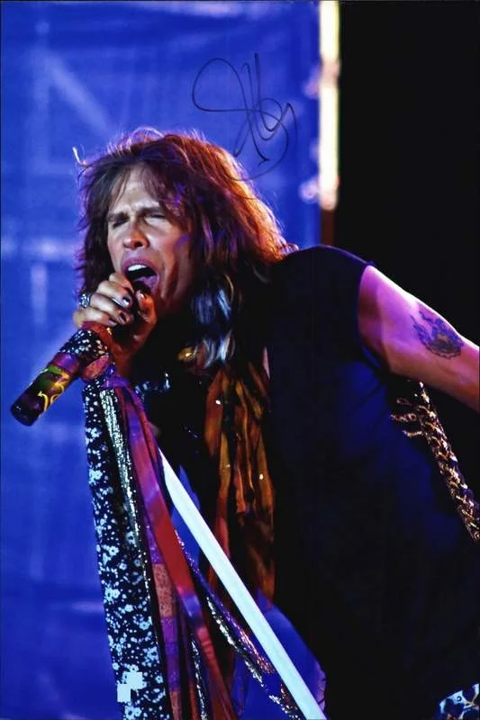 Steven Tyler — Aerosmith Steven Tyler authentic signed rock 10X15 photo |Cert Autographed A0049