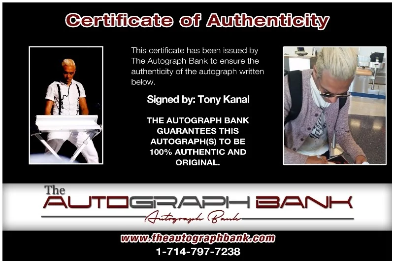 Tony Kanal — Tony Kanal No Doubt Authentic signed rock 10x15 photo W/Cert Autographed 26-e, image 2