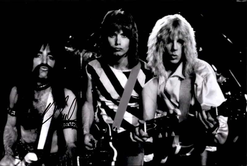 Spinal Tap — Spinal Tap Band Authentic signed rock 10x15 photo W/Cert Autographed 26-c